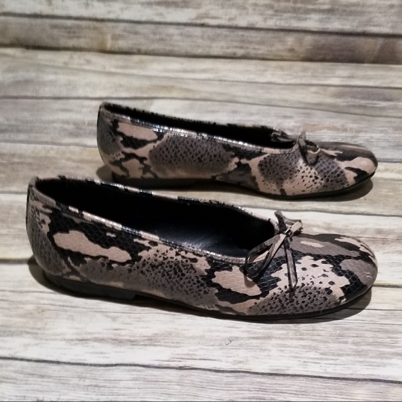 Valley Lane Shoes - Valley Lane Slip On Ballet Flat size 8